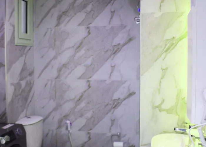 Modern 1br Minutes From The Tourist Centre, Wifi F * Charm el-Cheikh